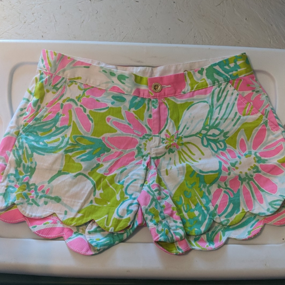 Lilly Pulitzer the buttercup short size 0